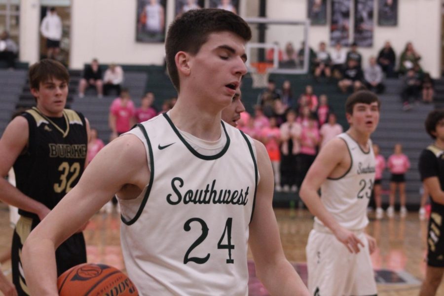 LSW Hoops lost to Lincoln East in the final seconds Friday, February 14, 57-56 due to a shot that fell for the Spartans in the final seconds.