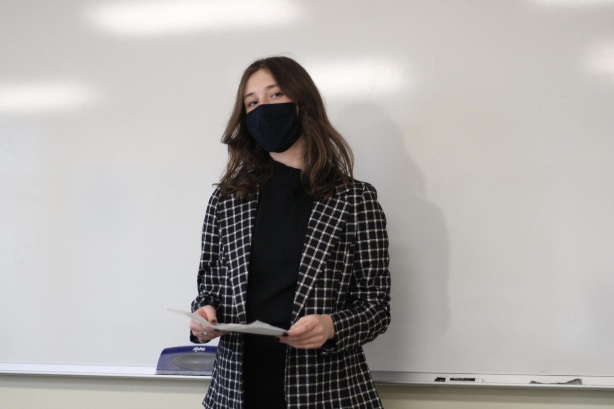 A novice speech member practicing their speech before the 2022 mock tournament. On Monday, Oct. 30, from 4-5 p.m., the speech team will be hosting a closed mock speech tournament for their novice members in the B200 forum.  