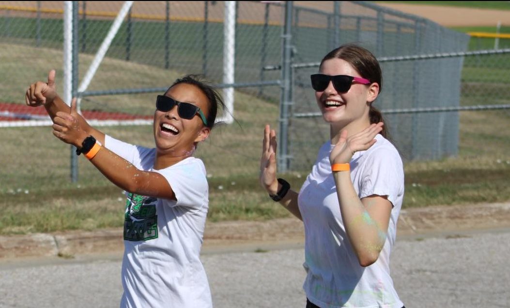 Seniors Maya Stevenson and Megan Baugh